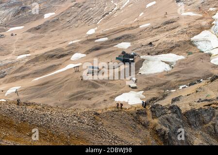 Wandern auf den höchsten Berg Deutschlands auf der Zugspitze Stockfoto