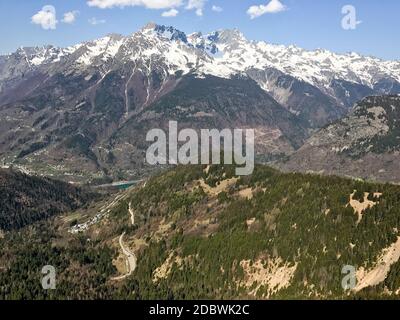 Die Alpe d Huez Skigebiet in den französischen Alpen Stockfoto