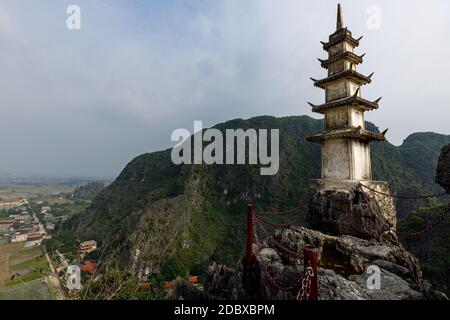 Die Landschaft von Ninh Binh bei Tam Coc und Hang Mua in Vietnam Stockfoto