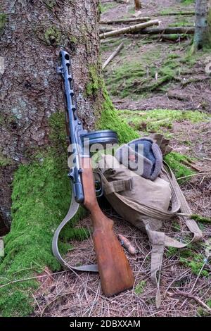 Eine sowjetische Waffe der Roten Armee im Zweiten Weltkrieg. Maschinenpistole PPSh Stockfoto