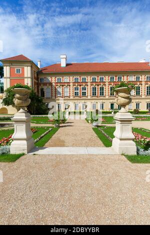 Lancut, Polen - 26. August 2020: Barockschloss Lancut aus dem 16. Jahrhundert, ehemalige Residenz des polnischen Magnaten Stockfoto