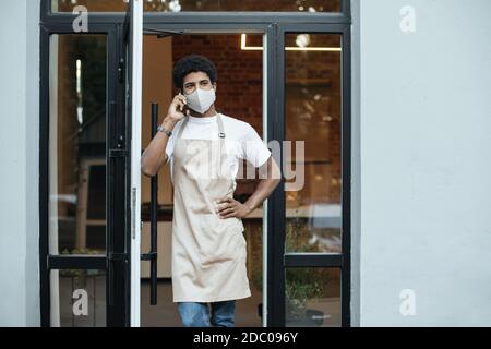 Neue normale und soziale Distanzierung und Wiedereröffnung nach covid-19 Quarantäne Stockfoto