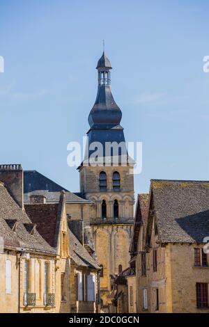 Historische Häuser in Sarlat La Caneda in der Dordogne, Aquitaine, Frankreich Stockfoto