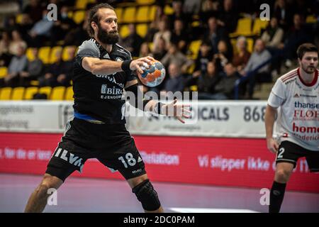 Silkeborg, Dänemark. November 2020. Jesper Noddesbo (18) von Bjerringbro-Silkeborg gesehen im Danish Men's Handball League Spiel zwischen Bjerringbro-Silkeborg und Fredericia Handball in der JYSK Arena in Silkeborg. (Foto Kredit: Gonzales Foto/Alamy Live News Stockfoto