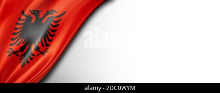 Albanien Flagge isoliert auf weiß. Horizontales Panorama-Banner. Stockfoto