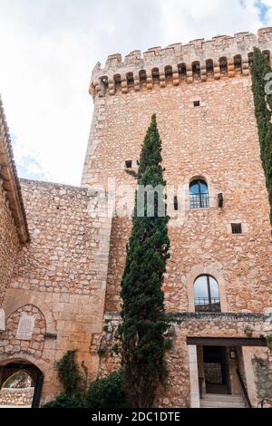 Parador del castillo de Alarcón. Provincia de Cuenca. Castilla la Mancha. España. Stockfoto