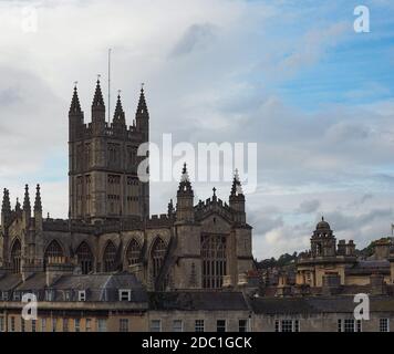 Die Abbey Church of Saint Peter and Saint Paul (aka Bath Abbey) in Bath, Großbritannien Stockfoto