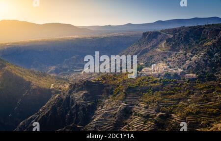 Terrassenförmige Felder vom Berg Jebel Akhdar im Oman Stockfoto