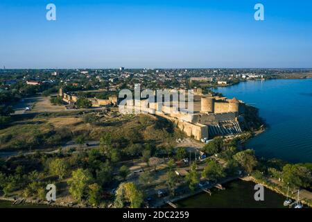 Luftpanorama der mittelalterlichen Festung Akkerman in Belgorod Dnestrovsky, Ukraine. Stockfoto