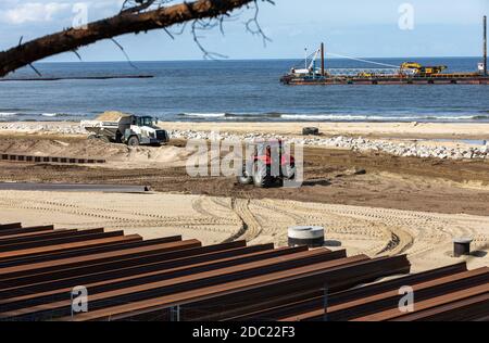 Weichselspinne, Polen - 11. September 2010: Bau des Weichselspinnen-Kanals , offizieller Name Nowy Swiat Schiffskanal in Polen Stockfoto