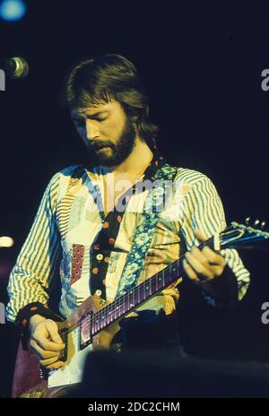 Eric Clapton im Konzert bei Hammersmith Odeon am 4. Dezember 1974 Stockfoto