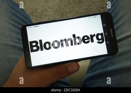 KONSKIE, POLEN - 29. Juni 2019: Bloomberg-Logo auf dem Handy angezeigt Stockfoto