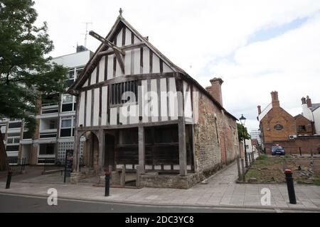 Ein mittelalterliches Handelshaus, ein Museum in Southampton, Hampshire in Großbritannien, aufgenommen am 10. Juli 2020 Stockfoto