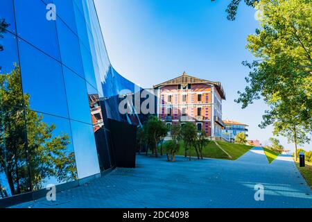 Das Cristobal Balenciaga Museum. Museum, das eine der wichtigsten Modesammlungen der Welt beherbergt. Getaria, Gipuzkoa, Baskenland, Spanien, Stockfoto