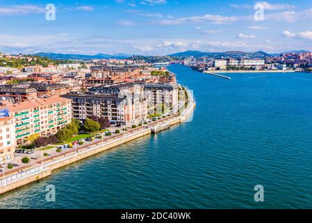 Portugalete von Vizcaya Brücke nach Norden. Portugalete, Biskaya, Baskenland, Spanien, Europa Stockfoto