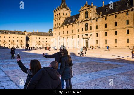 Die königliche Stätte von San Lorenzo de El Escorial, Westfassade des Klosters. San Lorenzo de El Escorial, Madrid, Spanien, Europa Stockfoto