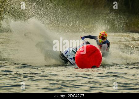 Jet Ski's im Kingsbury Water Park, Warwickshire, Großbritannien Stockfoto