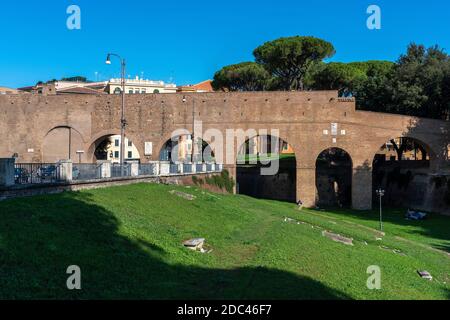 Passetto di Borgo, Fluchtweg der Päpste in Richtung Castel Sant'Angelo. Vatikanstadt, Rom, Latium, Italien, Europa Stockfoto