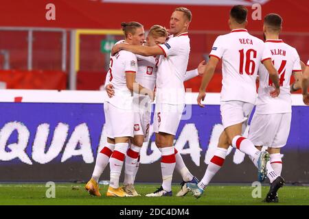 CHORZOW, POLEN - 18. NOVEMBER: Feiern Sie Polen während des UEFA Nations League-Spiels zwischen Polen und den Niederlanden im Schlesischen Stadion am 18. november 2020 in Chorzow, Niederlande (Foto: Marcel ter Bals/Orange Pictures) Stockfoto