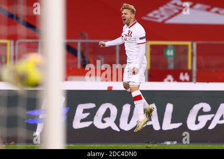 CHORZOW, POLEN - 18. NOVEMBER: Feiern Sie Kamil Jozwiak aus Polen während des UEFA Nations League-Spiels zwischen Polen und den Niederlanden im Schlesischen Stadion am 18. november 2020 in Chorzow, Niederlande (Foto: Marcel ter Bals/Orange Pictures) Stockfoto