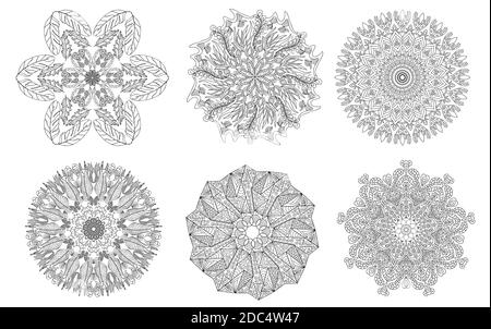 Set von Ornament Doodle Mandalas. Vintage-Deko-Element. Handgezeichnet auf weißem Hintergrund. Stock Vektor