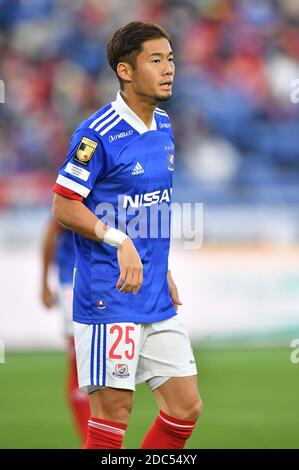 Marinos' Ryuta Koike während des 2020 J.LEAGUE Division 1 Fußballmatches zwischen Yokohama F. Marinos 6-2 Urawa Red Diamonds im Nissan Stadium in Kanagawa, Japan am 14. November 2020. Quelle: AFLO/Alamy Live News Stockfoto