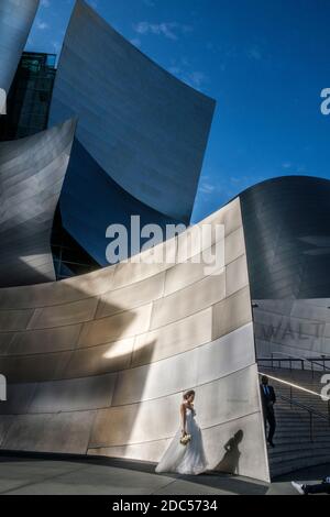 Braut, Walt Disney Concert Hall, Los Angeles, Kalifornien, USA Stockfoto