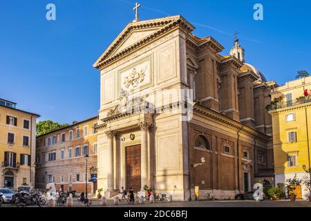 Rom, Italien - 2019/06/15: St. Salvatore an der Lorbeerkirche - Chiesa di San Salvatore in Lauro - an der Via dei Vecchiarelli im Ponte-Viertel o Stockfoto