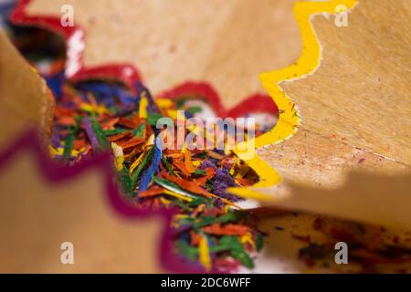 Makro von Farbstifte Späne. Stockfoto