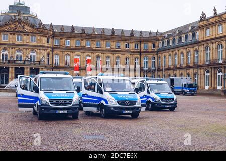 Stuttgart, 19. Oktober 2019: Das Bild zeigt die Polizei von Stuttgart am „Schlossplatz“. Stockfoto