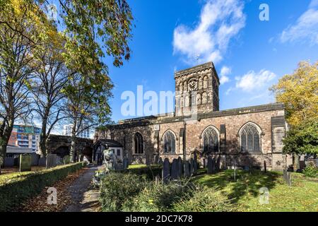 St. Nicholas Church, die älteste Kirche in Leicester aus angelsächsischen Zeiten, Leicester, England Stockfoto