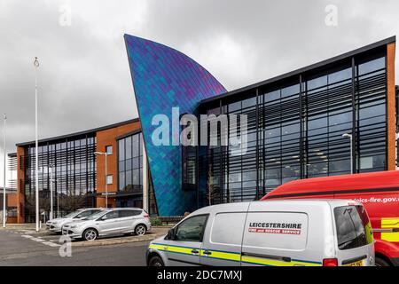 Leicestershire Feuerwehr und Rettungsdienst HQ eröffnet im Jahr 2013 und liegt drei Meilen nördlich von Leicester Stadtzentrum im Dorf Birstall. Stockfoto