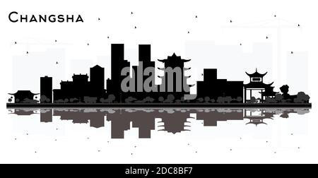 Changsha China City Skyline Silhouette mit schwarzen Gebäuden und Reflexionen isoliert auf Weiß. Vektorgrafik. Stock Vektor