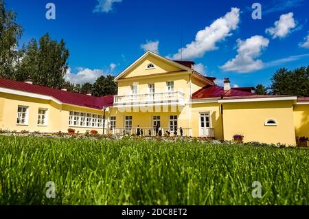 Pjotr Tschaikowsky Museum in Wotkinsk, Udmurtien, Russland, gewidmet dem Komponisten Pjotr Iljitsch Tschaikowsky, der dort seine frühe Kindheit verbrachte. Stockfoto