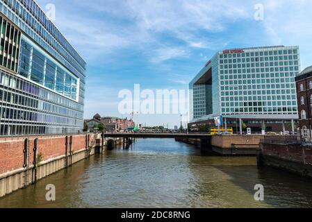 Hamburg, Deutschland - 23. August 2019: Fassade der Spiegel-Zentrale in Ericusspitze, Hamburg Stockfoto