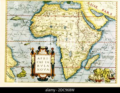 Karte von Afrika - der Einsatz in den linken unteren Titeln IT: Africa tabula Nova. Darunter ist das Datum 1570 und der Ort Antwerpen. Der Kartograph ist Abraham Ortelius, ein niederländischer Kartograph, Geograph und Kosmograph, der üblicherweise als Schöpfer des ersten modernen Atlas, des Theatrum Orbis Terrarum, anerkannt ist. Stockfoto