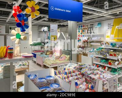 Interior Children's Ikea Abschnitt in IKEA Reading, Pincents Kiln Industrial Park, Theale, Berkshire, England, Vereinigtes Königreich Stockfoto