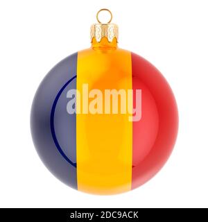 Weihnachtskugel mit rumänischer Flagge, 3D-Rendering isoliert auf weißem Hintergrund Stockfoto