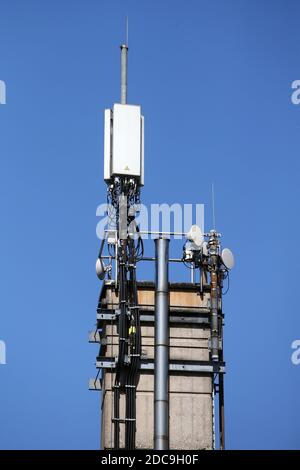 22.04.2019, Hannover, Niedersachsen, Deutschland - Deutschland - Sendemast für Mobilfunk. 00S190422D490CAROEX.JPG [MODELLVERSION: NICHT ZUTREFFEND, PR Stockfoto