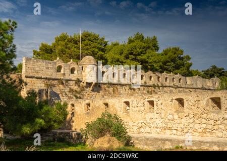 Ruinen der alten venezianischen Festung (Fortalezza) von Rethymno (auch Rethimno, Rethymnon und Rhíthymnos) ist eine Stadt auf der Insel Kreta, Griechenland. Stockfoto