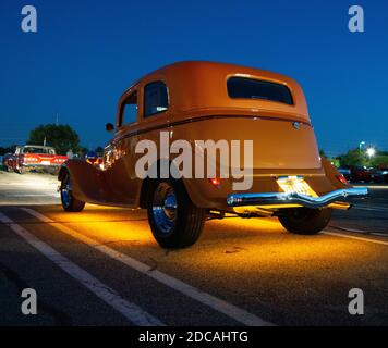 BOONTON, VEREINIGTE STAATEN - Sep 19, 2020: 1930er Jahre orange ford Hot Rod Einnahme am 9/18/2020 Stockfoto