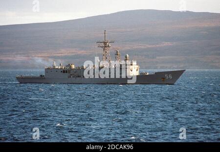 USS Simpson eine der einundfünfzig Oliver Hazard Perry Klasse Fregatten, die bei der United States Navy zwischen 1977 und 2015 diente. Stockfoto