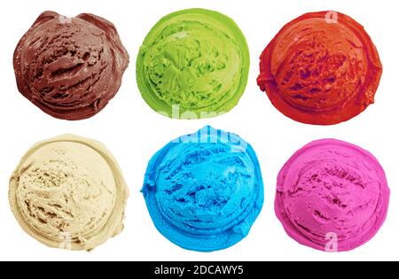 Set von verschiedenen bunten leckeren Kugeln Eis auf weißem Hintergrund. Draufsicht. Datei enthält Beschneidungspfad für jedes Element. Stockfoto