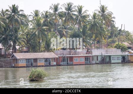 voyager au laos, Reise nach laos dans les 4000 iles au sud du laos. Lieu les plus touristiques du laos. Beaucoup de Backpacker si retrouvent. Stockfoto