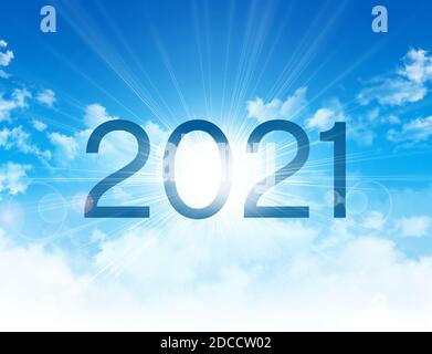 Neujahr 2021 Datumsnummer, hoch in blauem Himmel mit Morgenaufgang, als Beginn eines neuen Tages Stockfoto