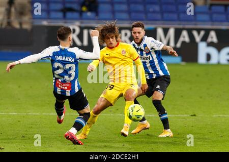 Barcelona, Spanien. November 2020. Pablo Moreno vom FC Girona in Aktion während des Liga SmartBank Spiels zwischen RCD Espanyol und gegen den FC Girona im RCD Stadium in Barcelona, Spanien. Quelle: David Ramirez/DAX/ZUMA Wire/Alamy Live News Stockfoto