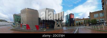 Lowry Theatre, Salford Quays, Pier, 8 The Quays, Salford, England, Großbritannien, M50 3AZ, von den Architekten James Stirling Michael Wilford Associates Stockfoto