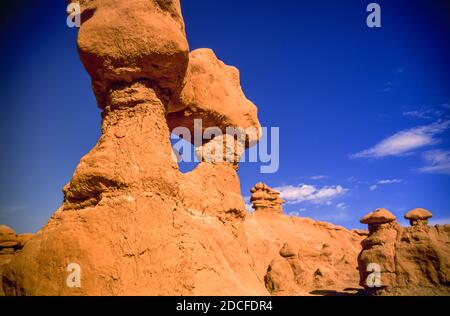 Sandsteinformationen im Goblin Valley State Park in der Nähe von Hanksville, Utah. (USA) Stockfoto