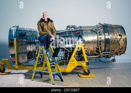 Vereinigtes Königreich /Wiltshire/ Malmesbury/Dyson / Sir James Dyson neben einem Motor des Überschallflugzeugs Concorde.Donnerstag, 1. März 2018. Stockfoto
