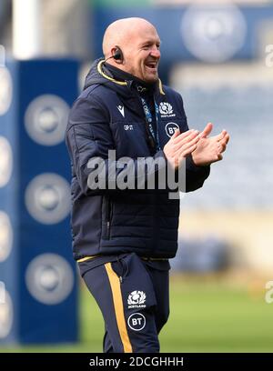 Autumn Nations Cup-Serie: Schottland-Trainer Gregor Townsend während des Schottland-Teamlaufs im BT Murrayfield Stadium, Edinburgh, Schottland, Großbritannien. November 2020. Quelle: Ian Rutherford/Alamy Live News. Stockfoto